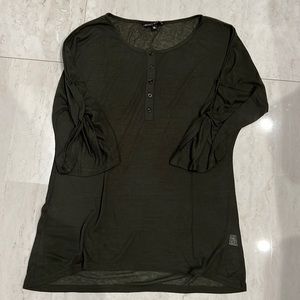 Front street light sweater 3/4 sleeve